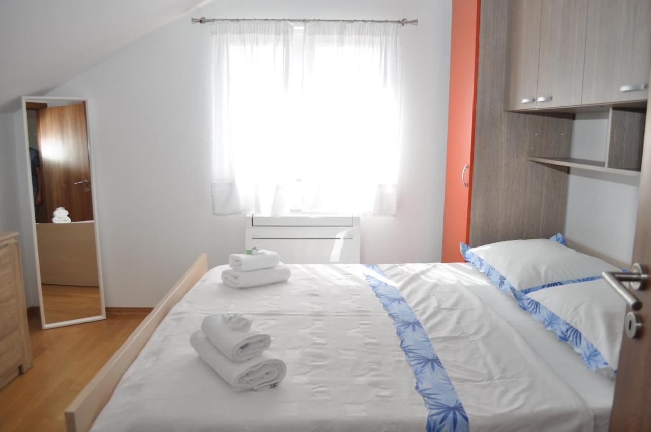 Apartment Dragana Макарска Экстерьер фото